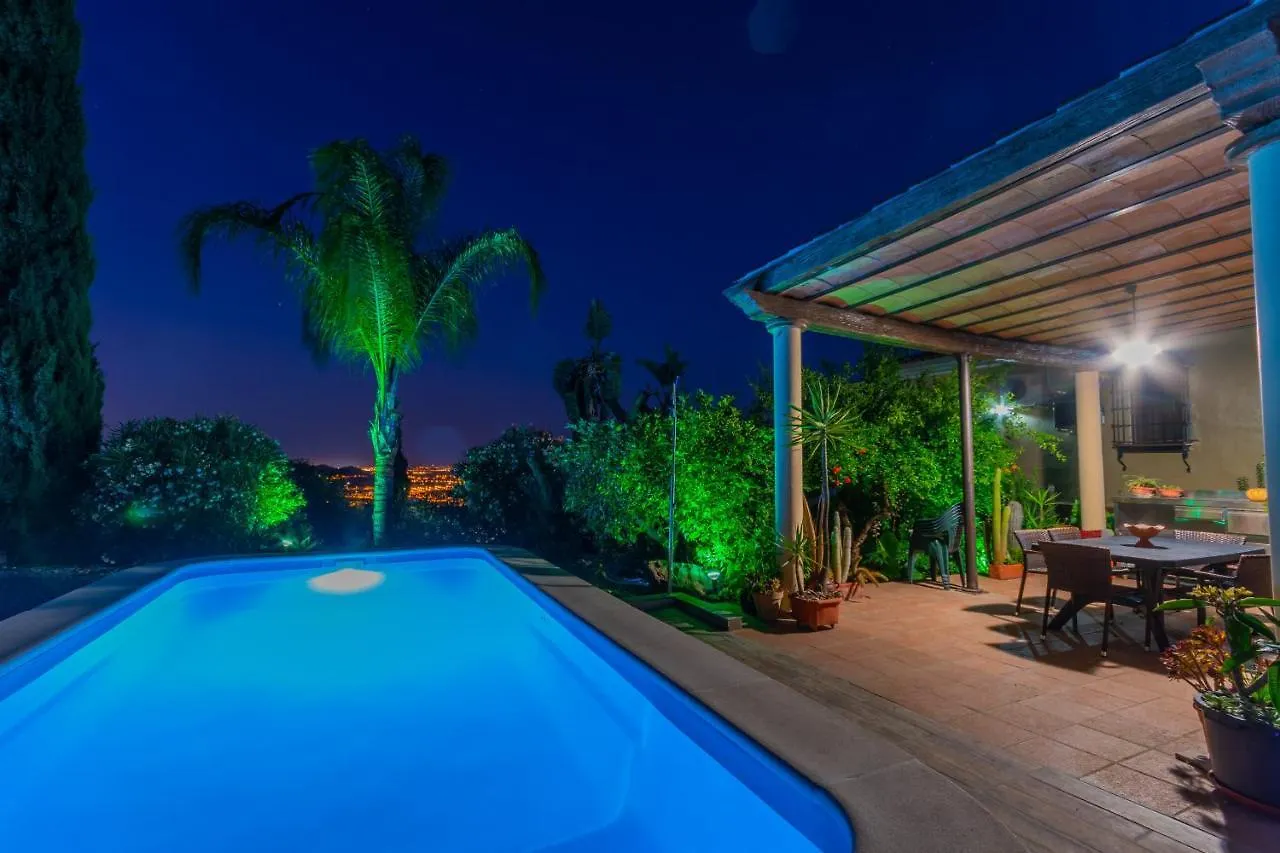 Cubo'S Casa Mallorquin Villa Málaga Tatil Evi